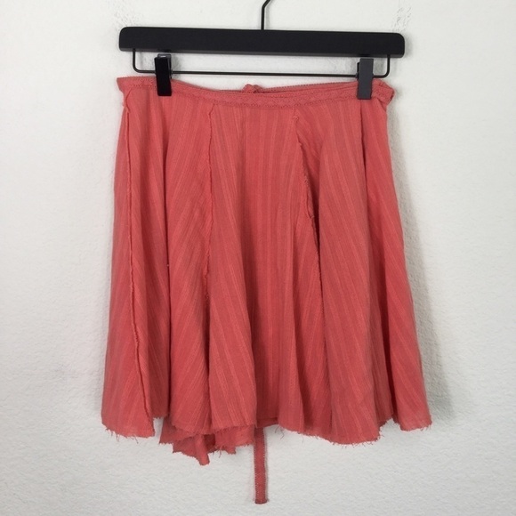 Free People Coral Lace Skirt Size Medium Raw Edge Hem - Picture 3 of 6